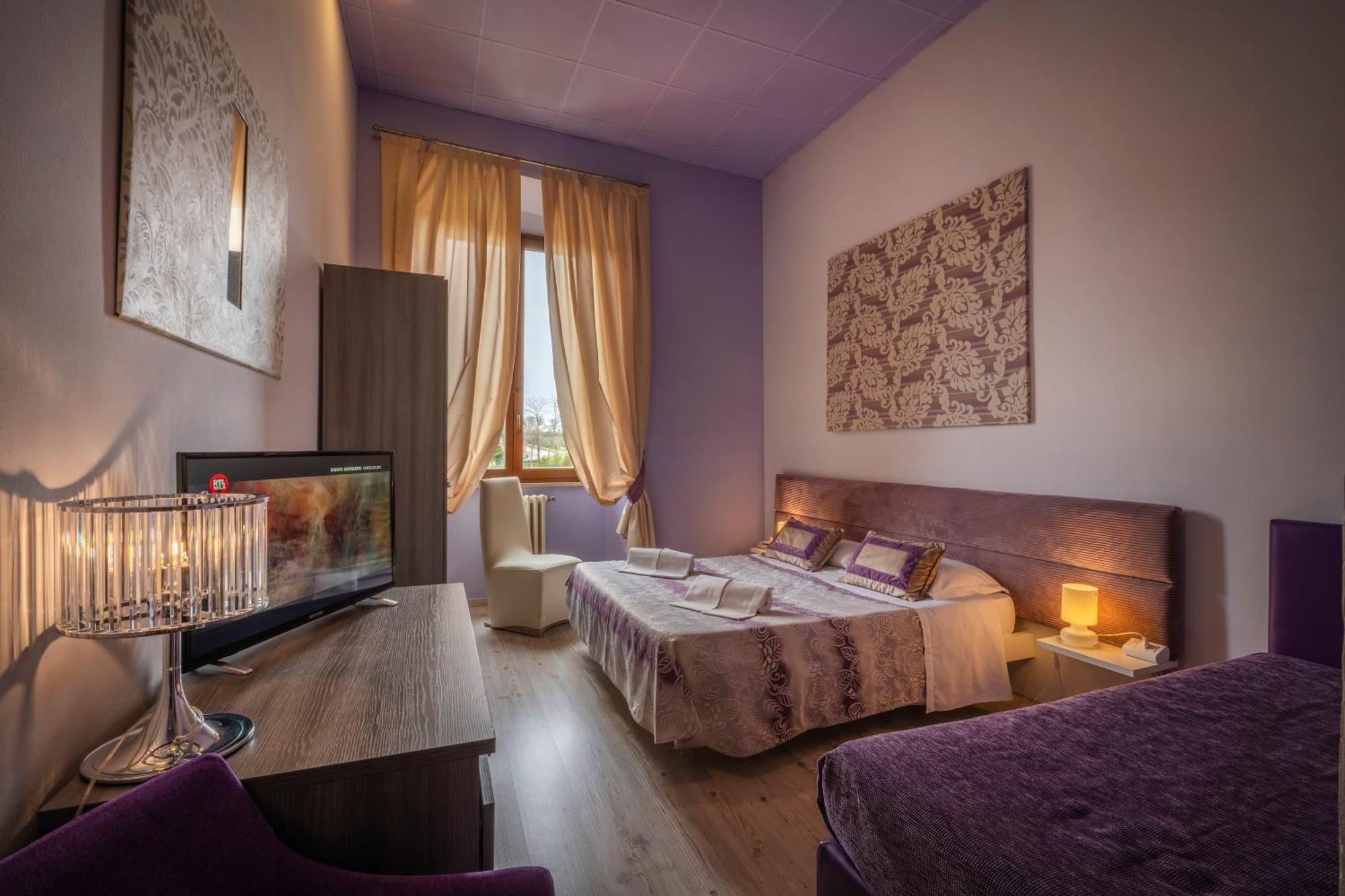 Hotel Palazzo Renieri - 3Stelle S Колле-ді-Валь-д'Ельса Екстер'єр фото