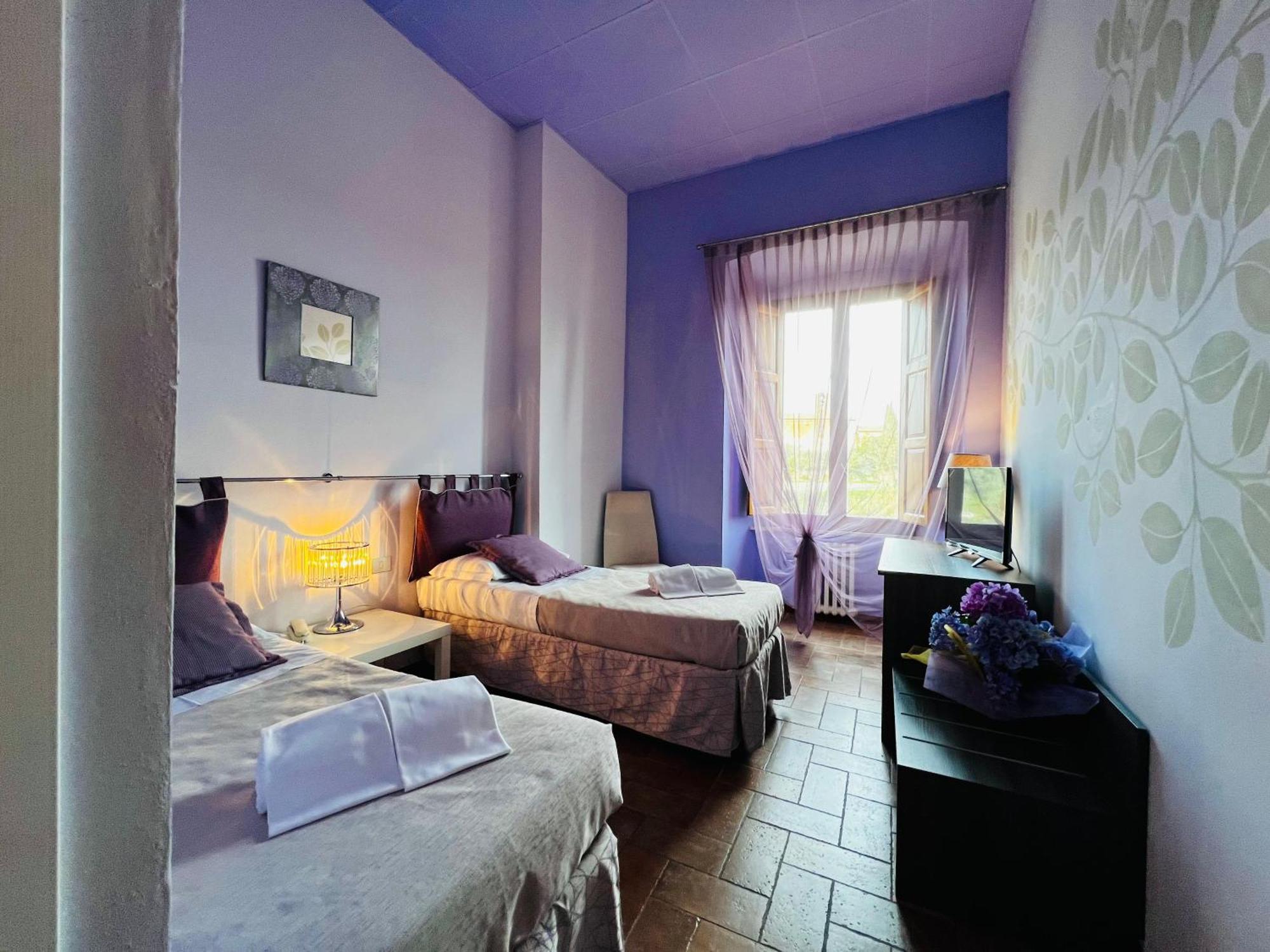 Hotel Palazzo Renieri - 3Stelle S Колле-ді-Валь-д'Ельса Екстер'єр фото