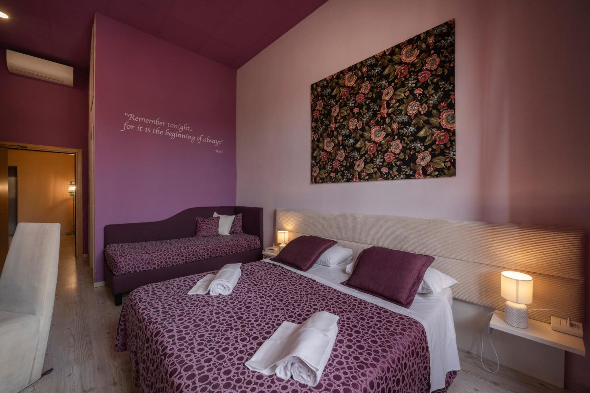 Hotel Palazzo Renieri - 3Stelle S Колле-ді-Валь-д'Ельса Екстер'єр фото