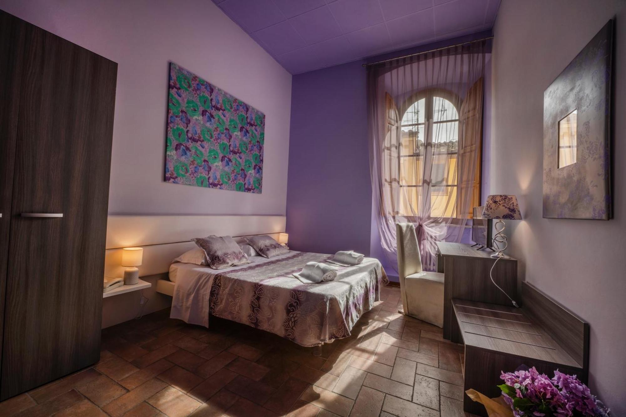 Hotel Palazzo Renieri - 3Stelle S Колле-ді-Валь-д'Ельса Екстер'єр фото