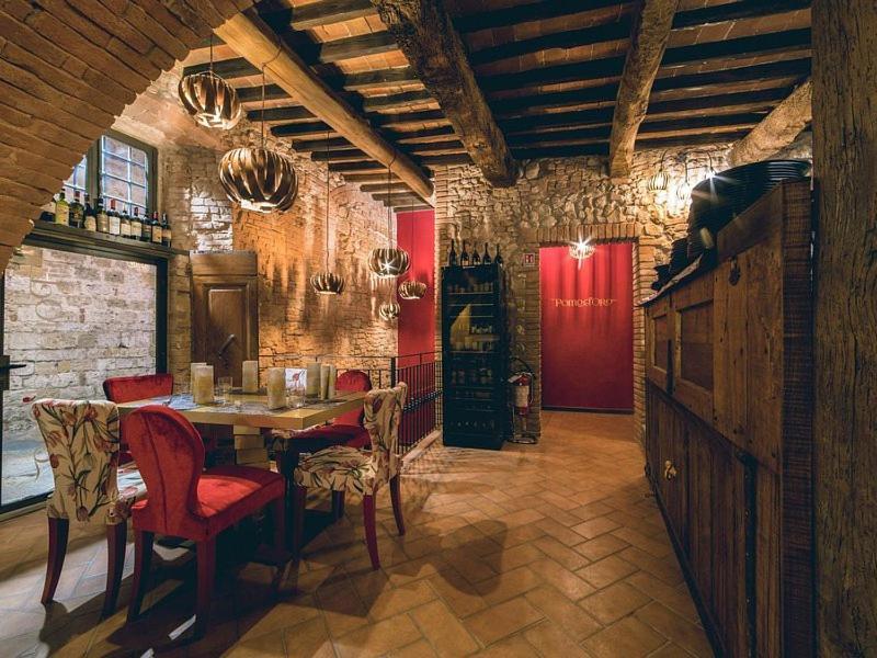 Hotel Palazzo Renieri - 3Stelle S Колле-ді-Валь-д'Ельса Екстер'єр фото