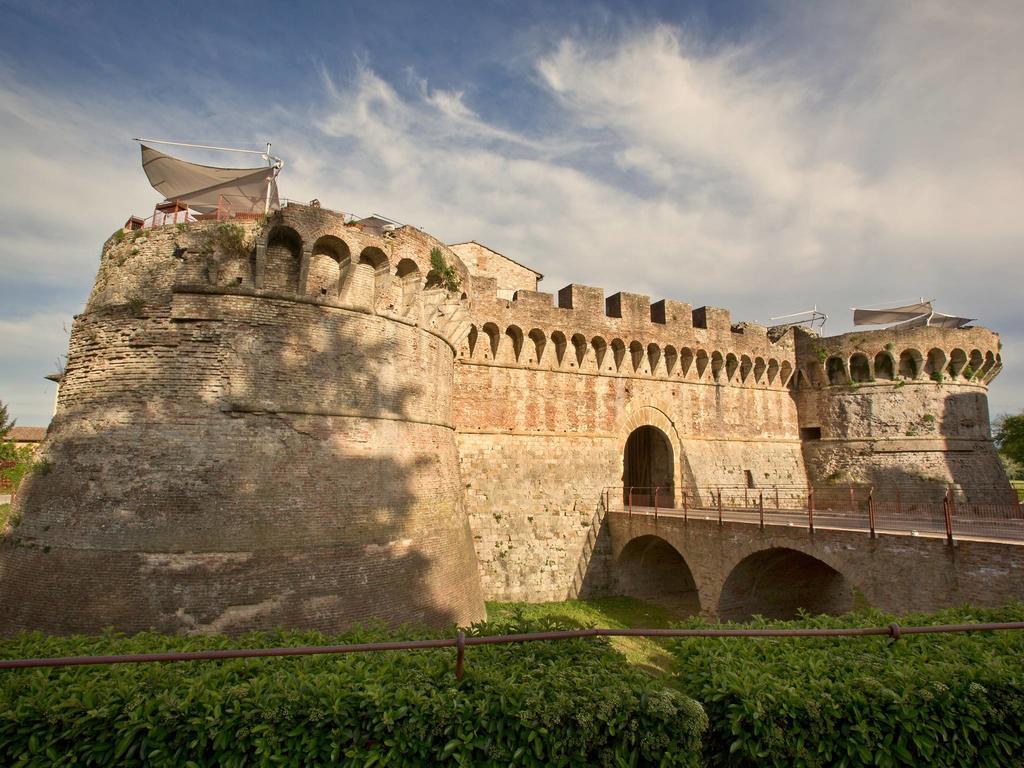 Hotel Palazzo Renieri - 3Stelle S Колле-ді-Валь-д'Ельса Екстер'єр фото